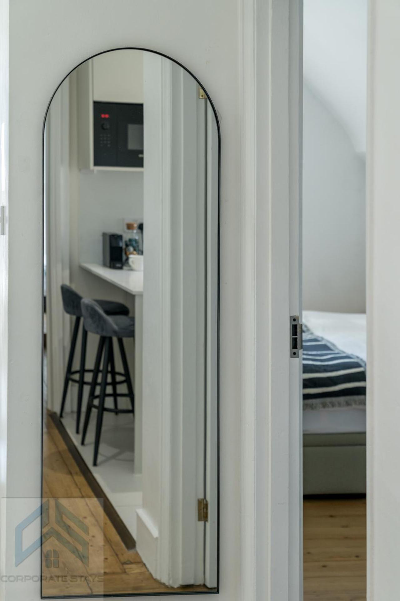 Boutique 2br With Roof Terrace Near Tube - West Kensington Appartement