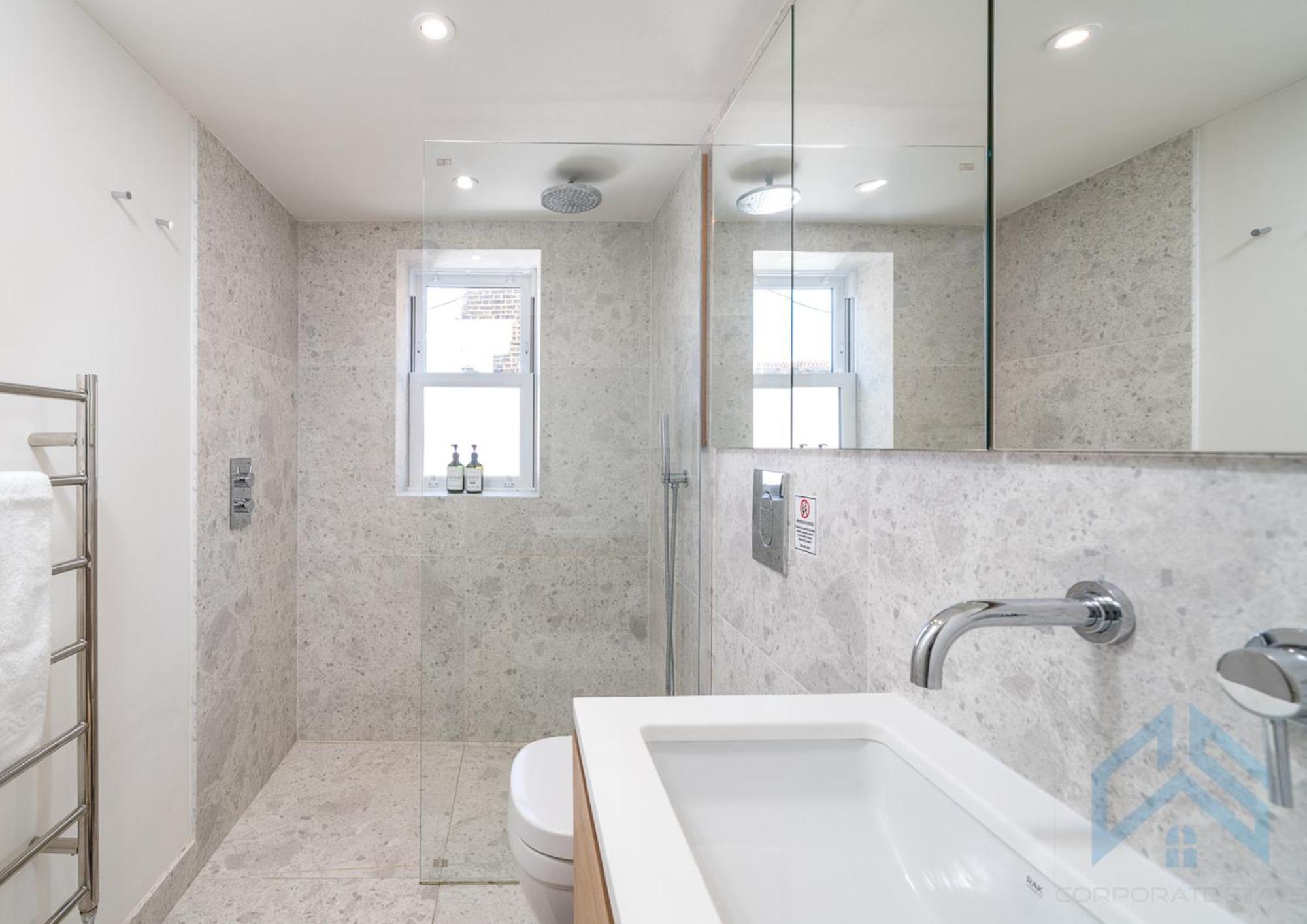 Boutique 2br With Roof Terrace Near Tube - West Kensington Appartement Londres