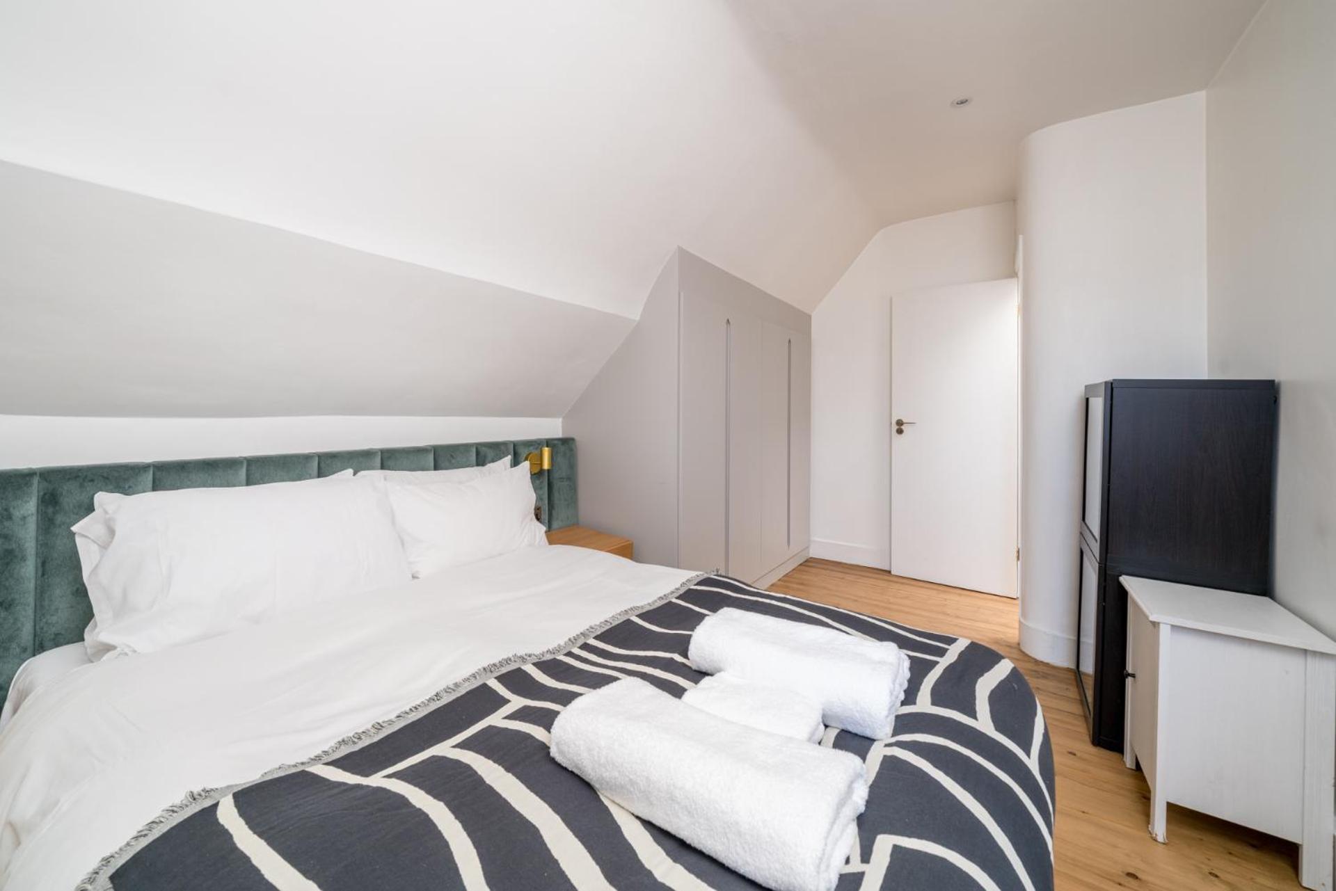 Boutique 2br With Roof Terrace Near Tube - West Kensington Londres